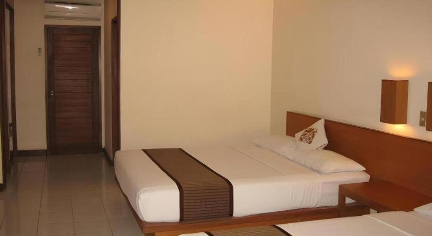 Nyiur Resort Hotel Pangandaran Eksteriør billede